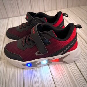 GEERS Kids Light Up Sneakers Red Black Hook and Loop Athletic Shoes Size Unknown